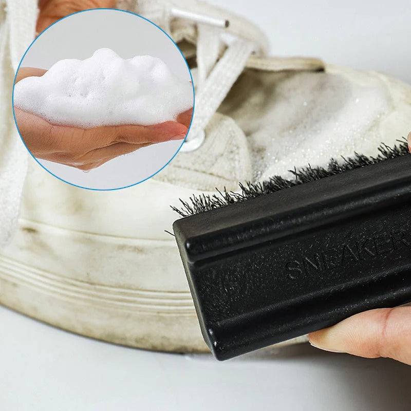Powerful foam cleaner for white shoes